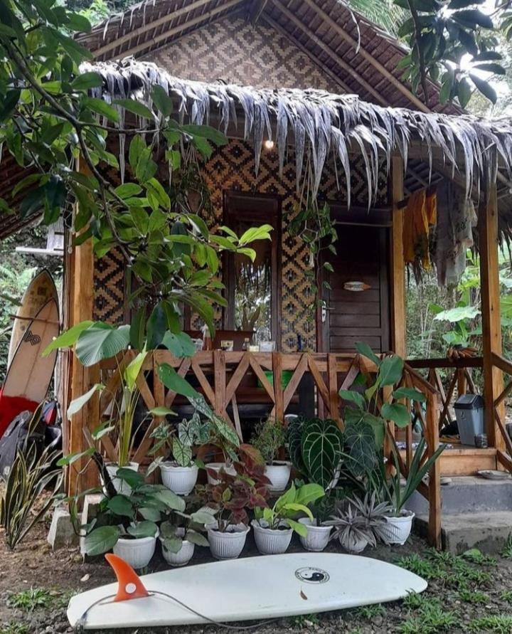 Anik Homestay & Dormy Batukaras Eksteriør bilde